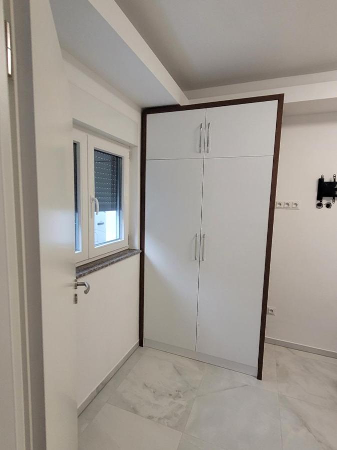 Harizma Appartement Primošten Buitenkant foto