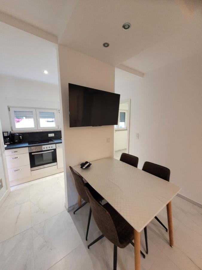 Harizma Appartement Primošten Buitenkant foto