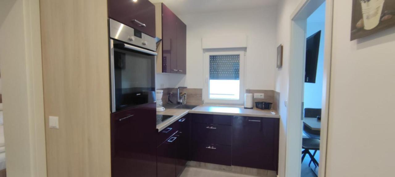 Harizma Appartement Primošten Buitenkant foto