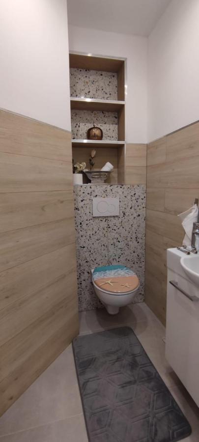 Harizma Appartement Primošten Buitenkant foto
