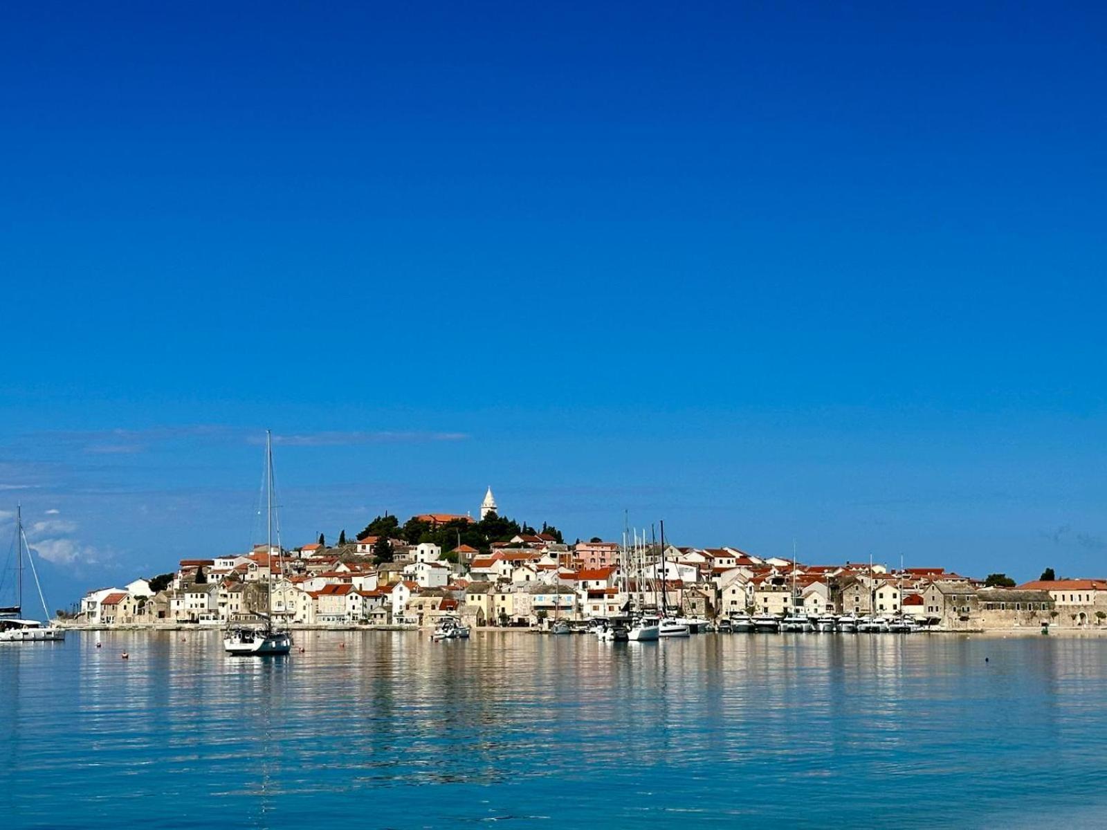 Harizma Appartement Primošten Buitenkant foto